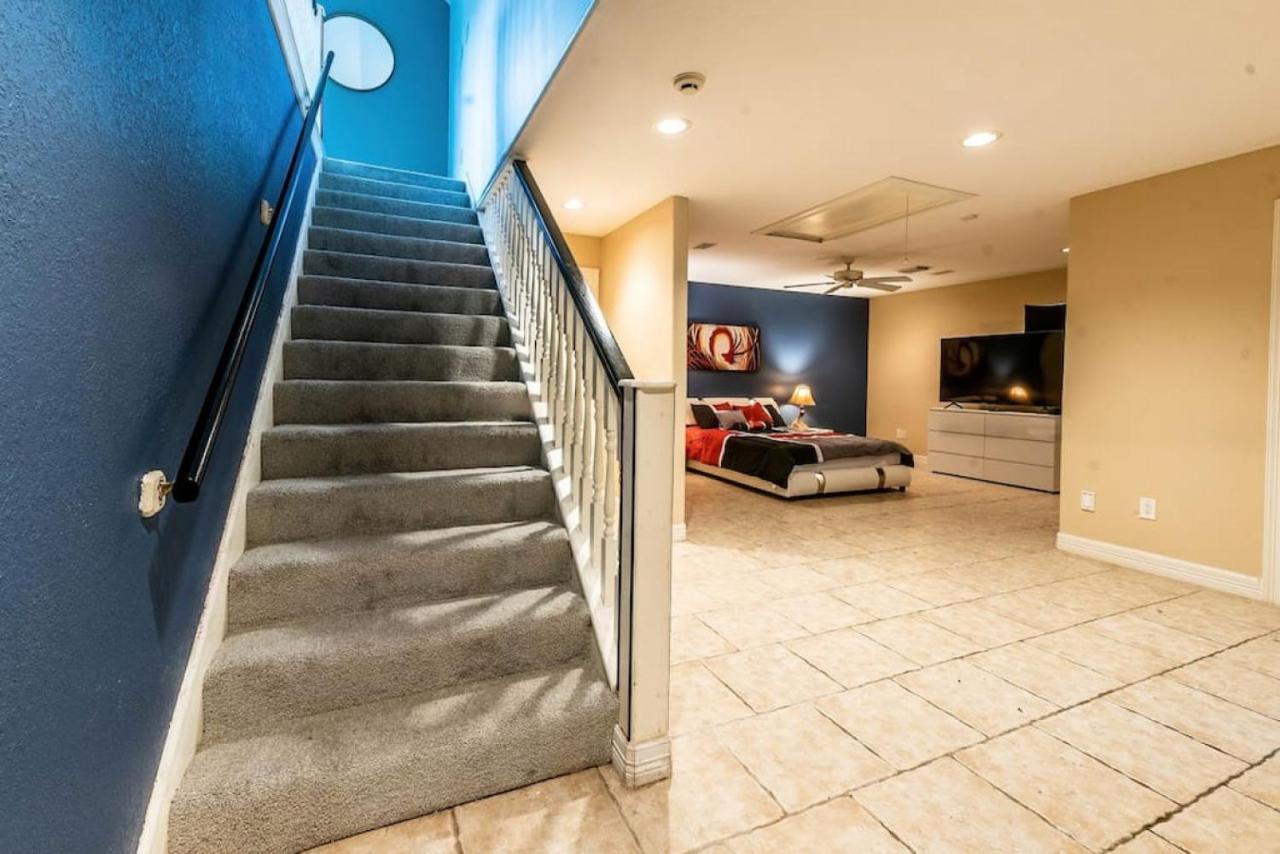 Huge 6 Bedroom With Pool, Spa, 85 Inch Tv, Game Room Houston Extérieur photo