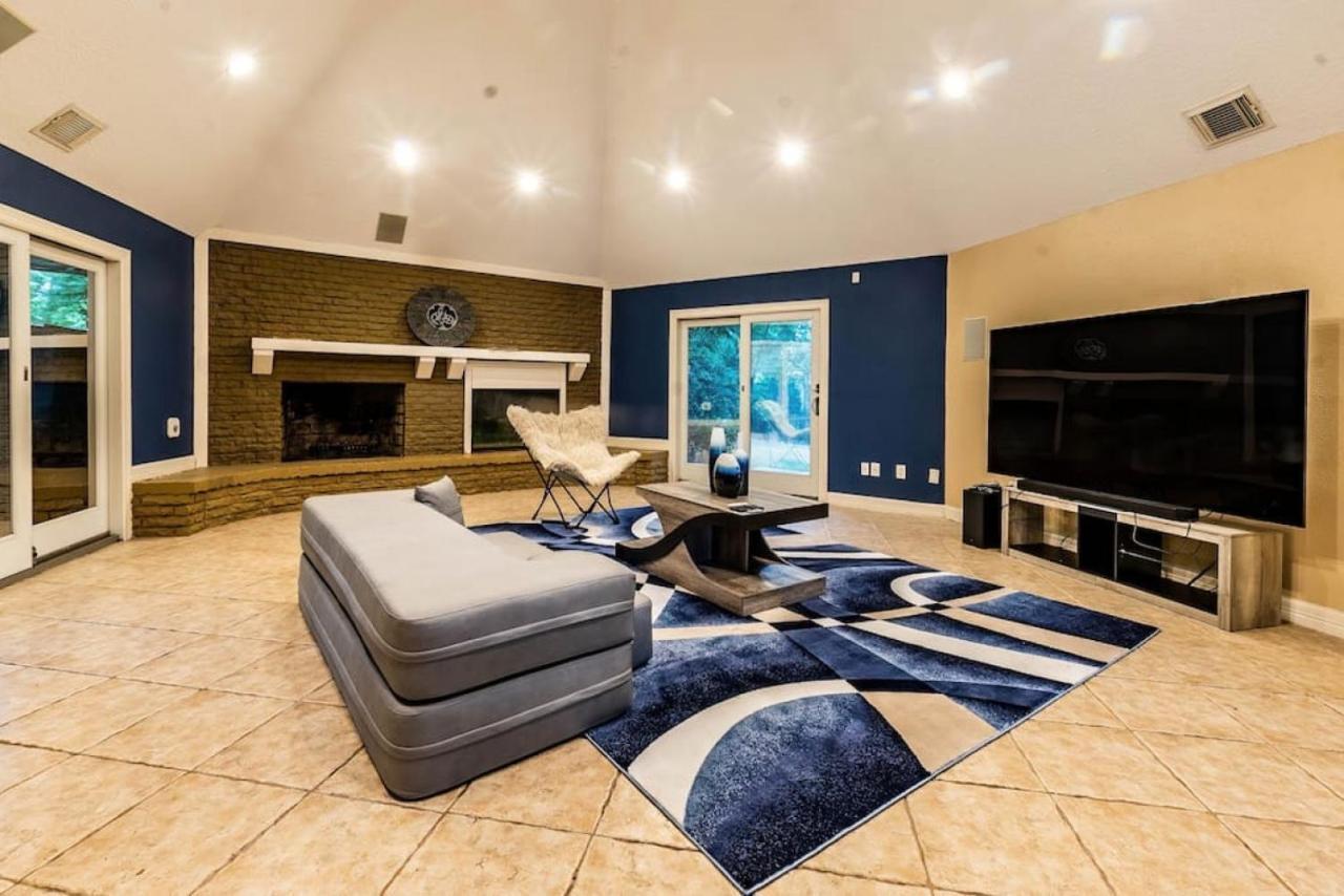 Huge 6 Bedroom With Pool, Spa, 85 Inch Tv, Game Room Houston Extérieur photo