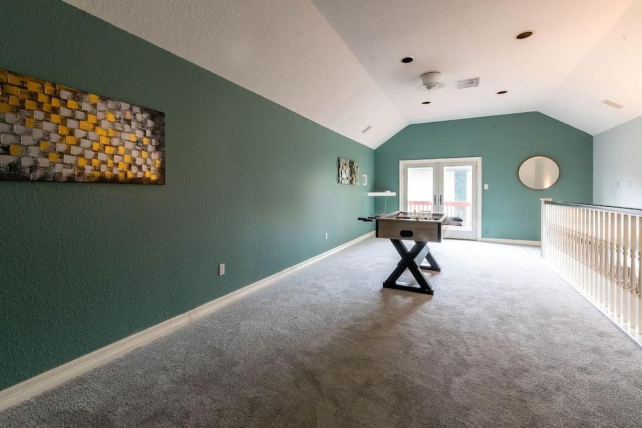 Huge 6 Bedroom With Pool, Spa, 85 Inch Tv, Game Room Houston Extérieur photo