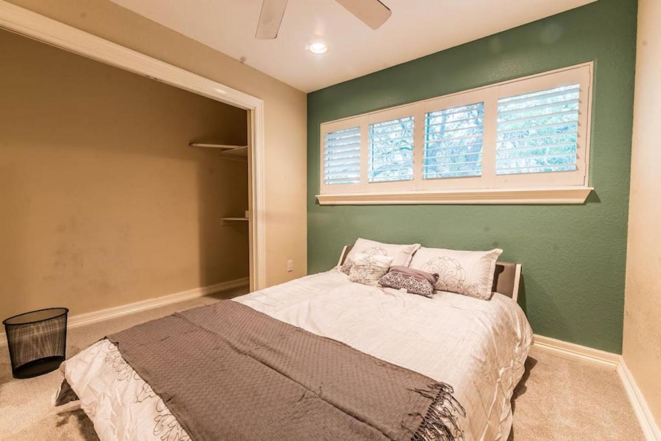 Huge 6 Bedroom With Pool, Spa, 85 Inch Tv, Game Room Houston Extérieur photo